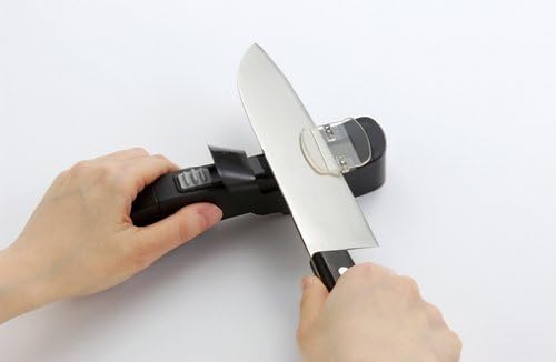 京セラ 研ぎ器 電動 ファインシャープナー ファインセラミック砥石 超音波振動 金属包丁 園芸用ハサミ 鎌 ハサミ 金属刃物用 包丁用ガイド付 単3乾電池2本 別売り SS-30 中間 画像